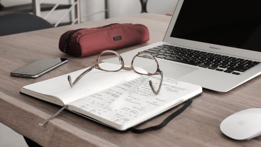 A study table of a Bcom Student